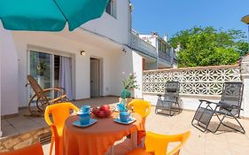 Casa Con Barbacoa, A 5 Minutos Del Centro Y El Mar En Coche, Trabuc